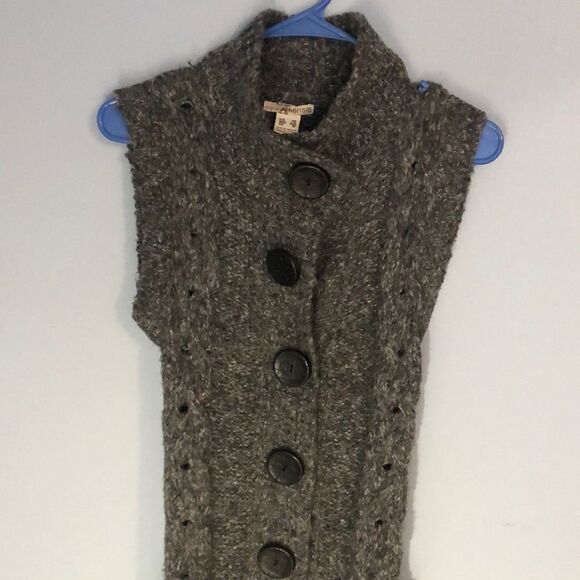 Kenzie XS Long Sweater Vest W/Lg Buttons - Picture 1 of 6